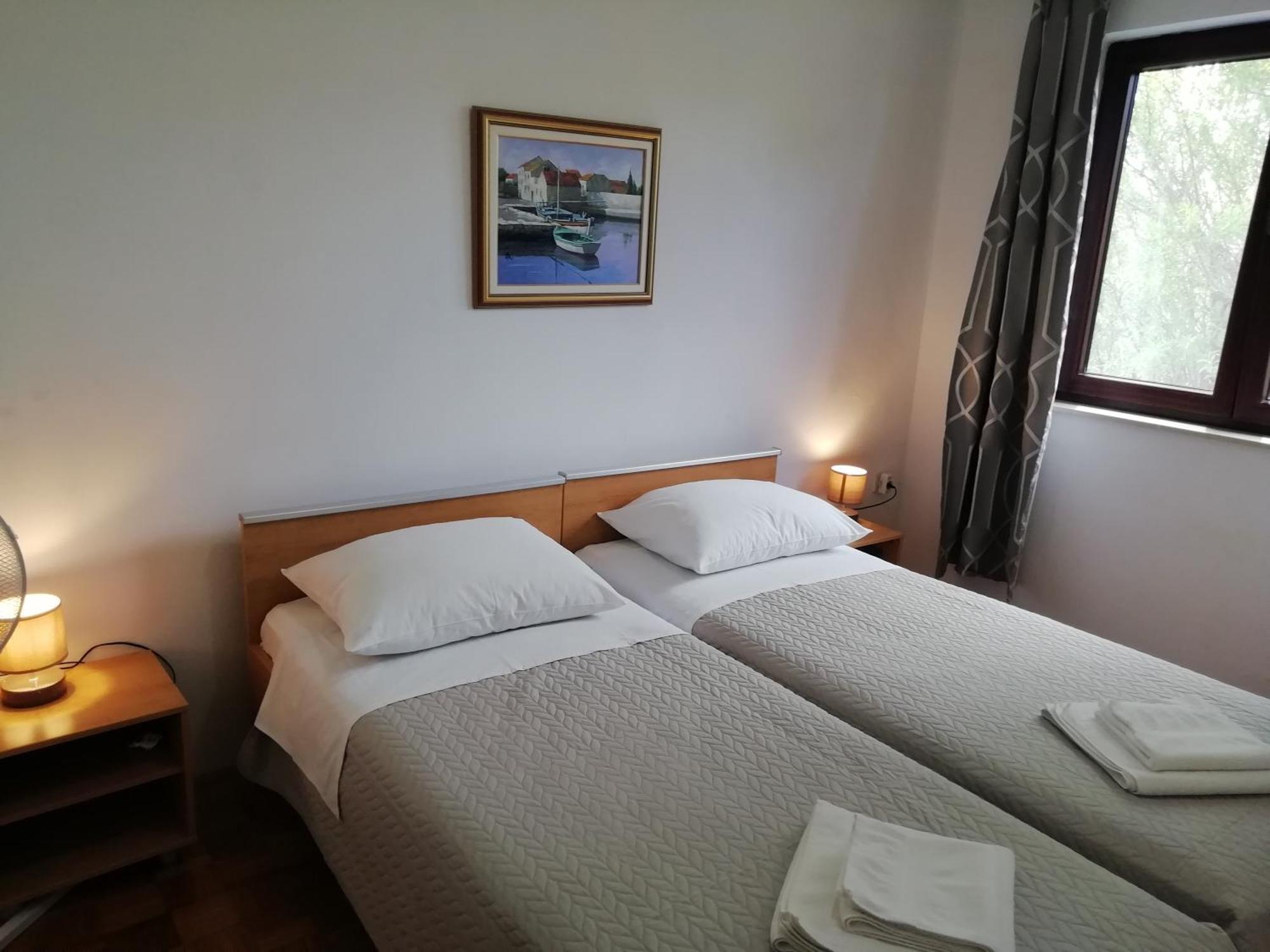 Apartments Valentina-B Нін Екстер'єр фото
