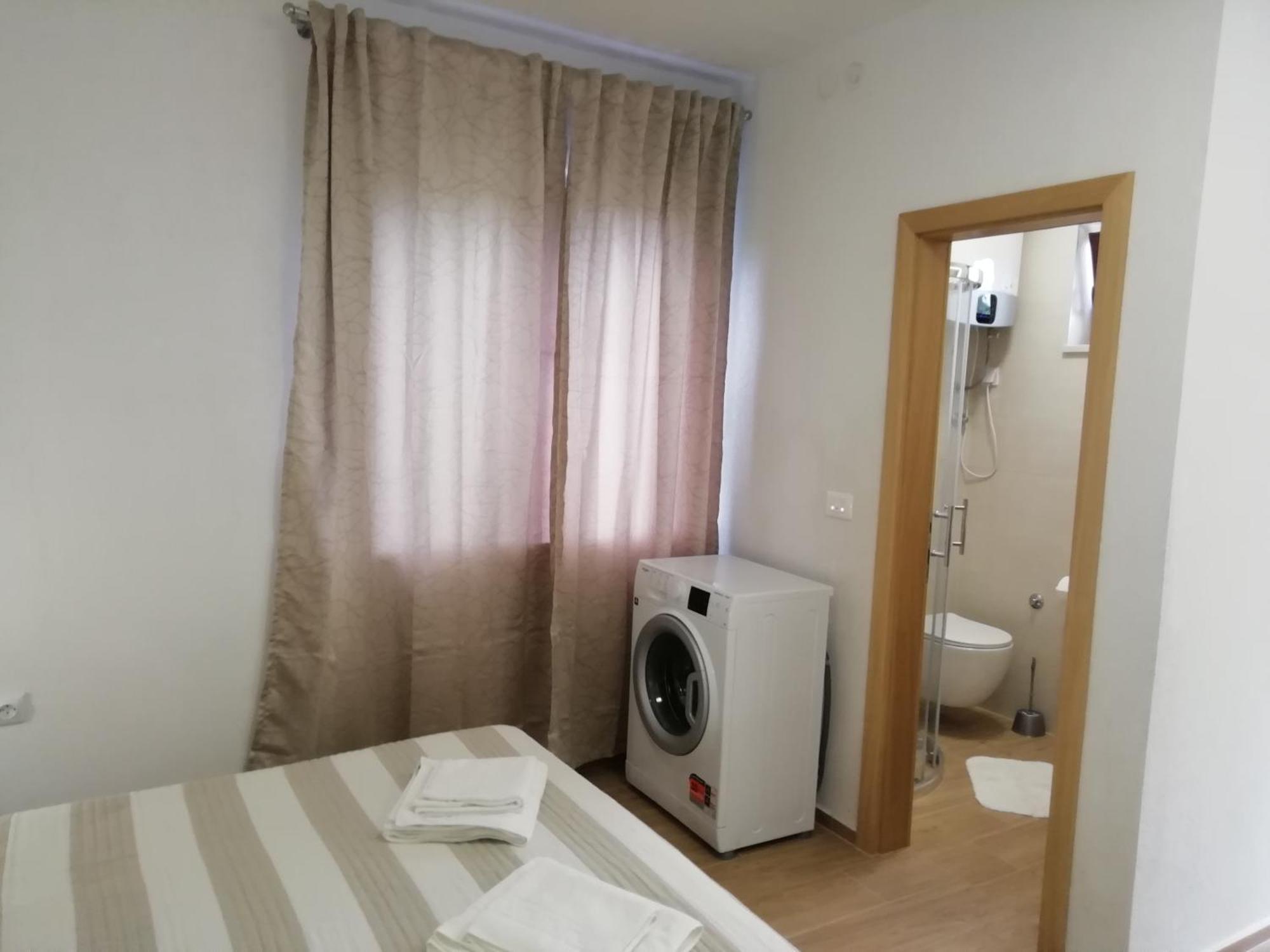 Apartments Valentina-B Нін Екстер'єр фото