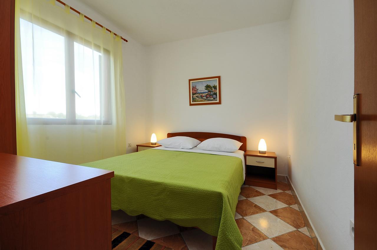 Apartments Valentina-B Нін Екстер'єр фото